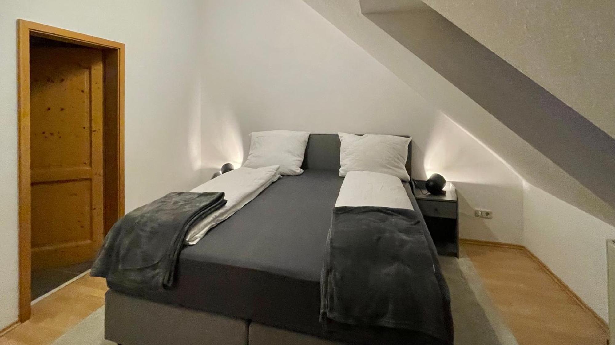 Lofty Luna, Dein Feinzeit Apartment Bamberg Exterior foto